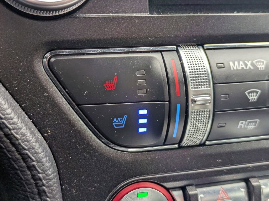 2022 Ford Mustang Mach 1