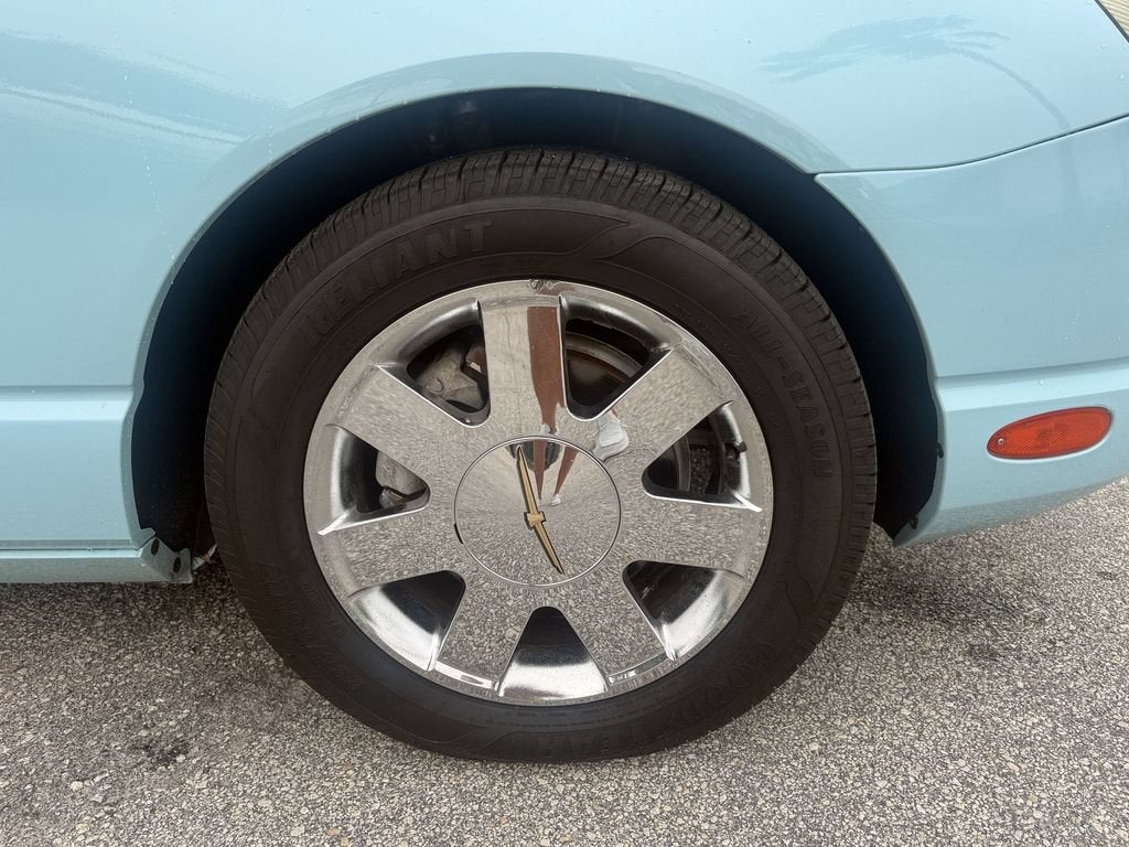 2003 Ford Thunderbird Deluxe