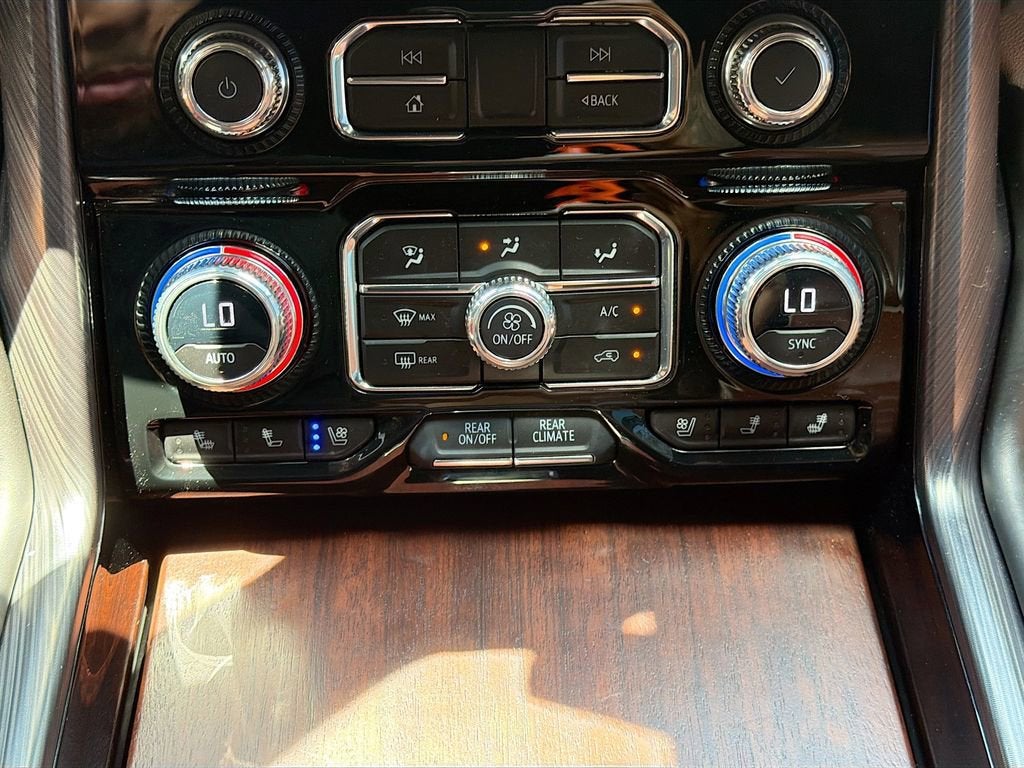 2023 GMC Yukon Denali Ultimate
