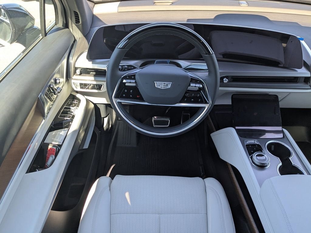 2026 Cadillac VISTIQ Luxury