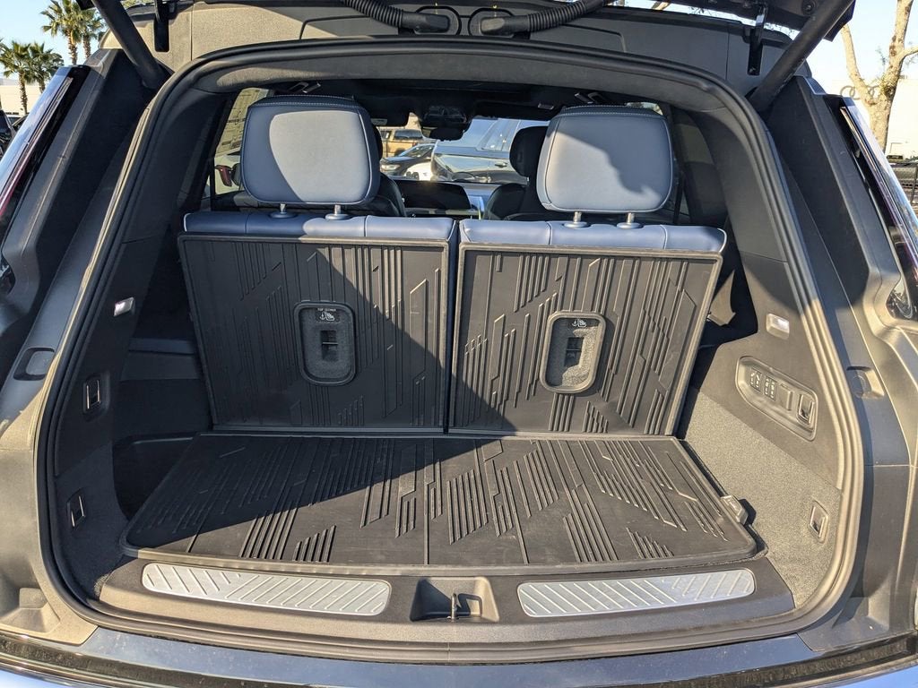 2026 Cadillac VISTIQ Premium Luxury