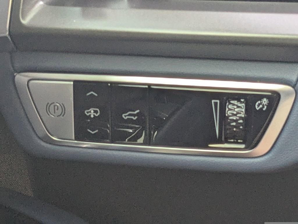 2026 Cadillac VISTIQ Premium Luxury