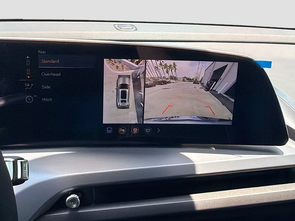 2027 Cadillac VISTIQ Sport