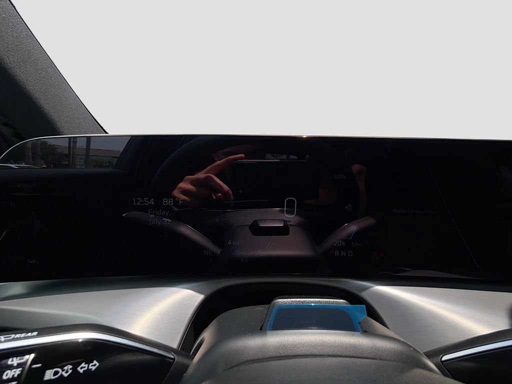 2027 Cadillac VISTIQ Sport