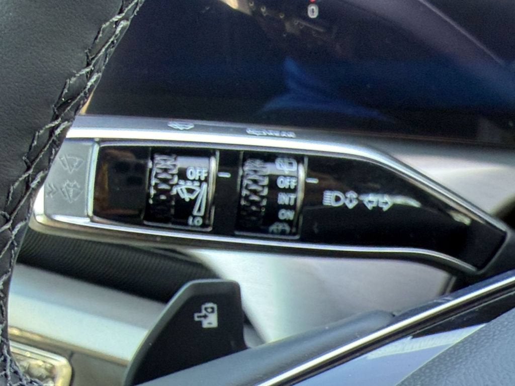 2027 Cadillac VISTIQ Sport