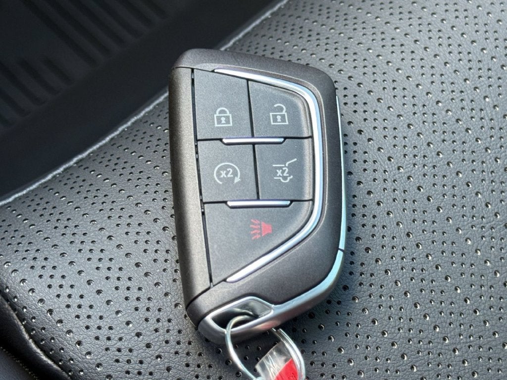 2027 Cadillac VISTIQ Sport