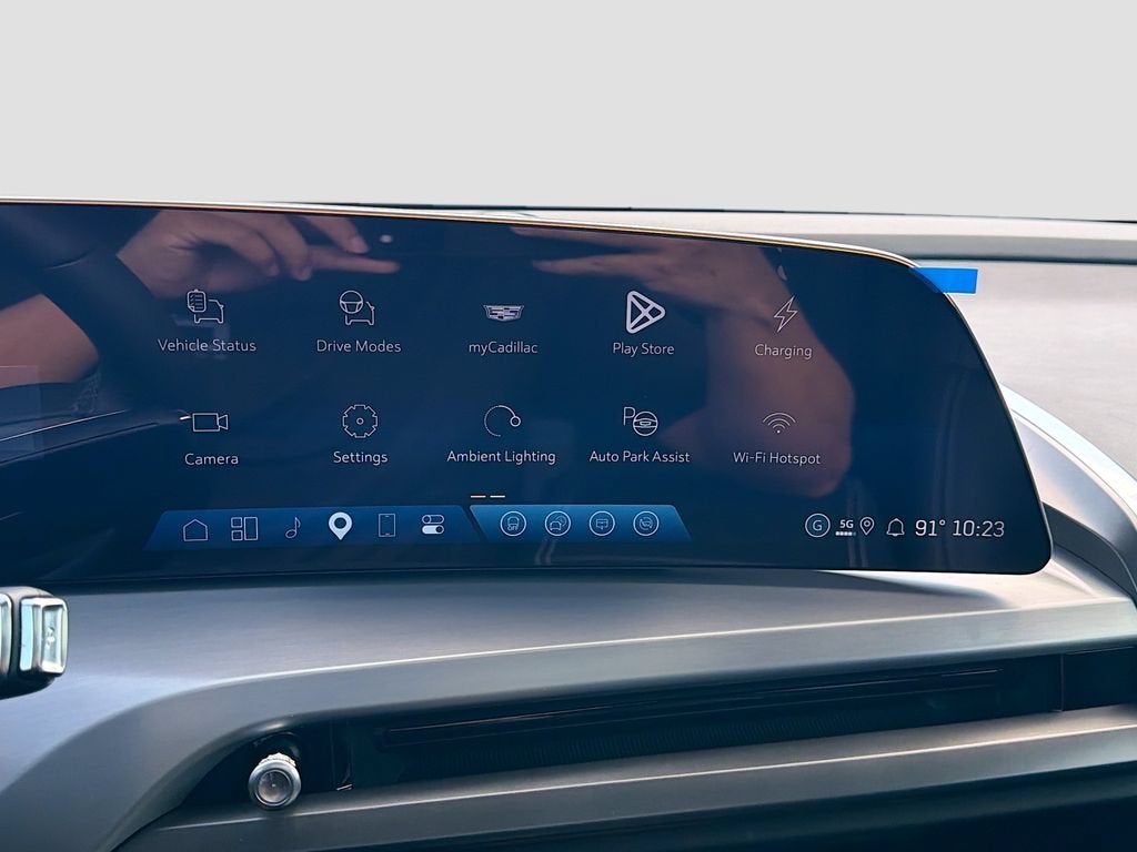 2027 Cadillac VISTIQ Sport