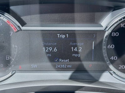 2023 Cadillac XT4 FWD Premium Luxury