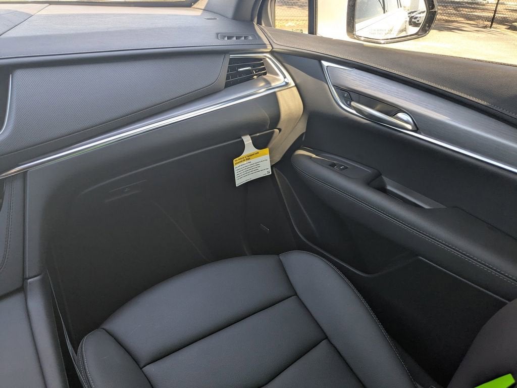 2025 Cadillac XT5 Luxury