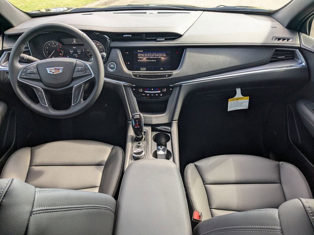 2026 Cadillac XT5 Luxury