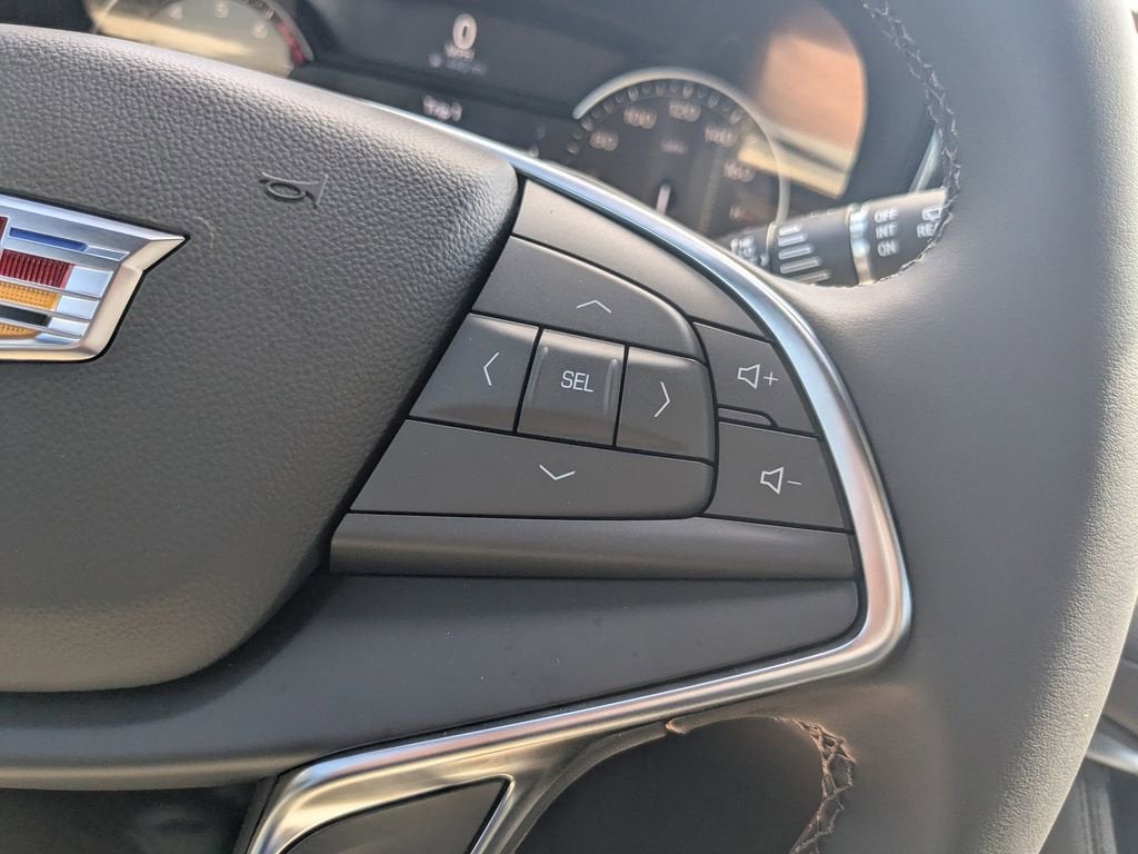 2026 Cadillac XT5 Luxury