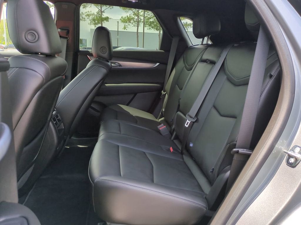 2025 Cadillac XT5 Luxury