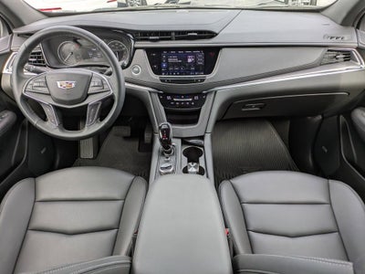 2025 Cadillac XT5 Luxury