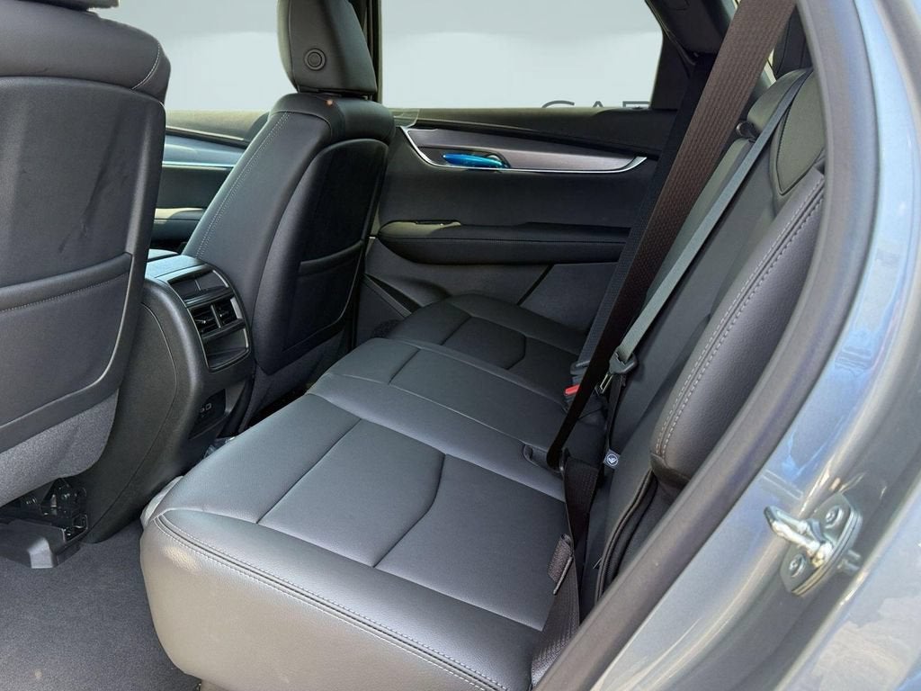 2026 Cadillac XT5 Luxury
