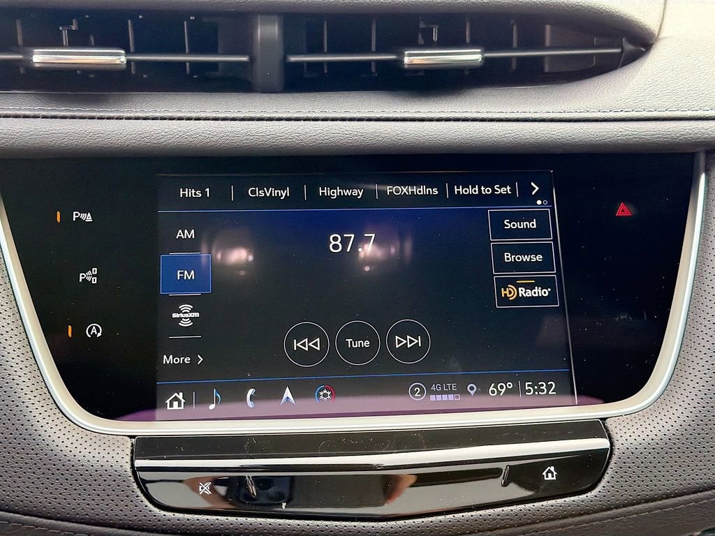 2026 Cadillac XT5 Premium Luxury