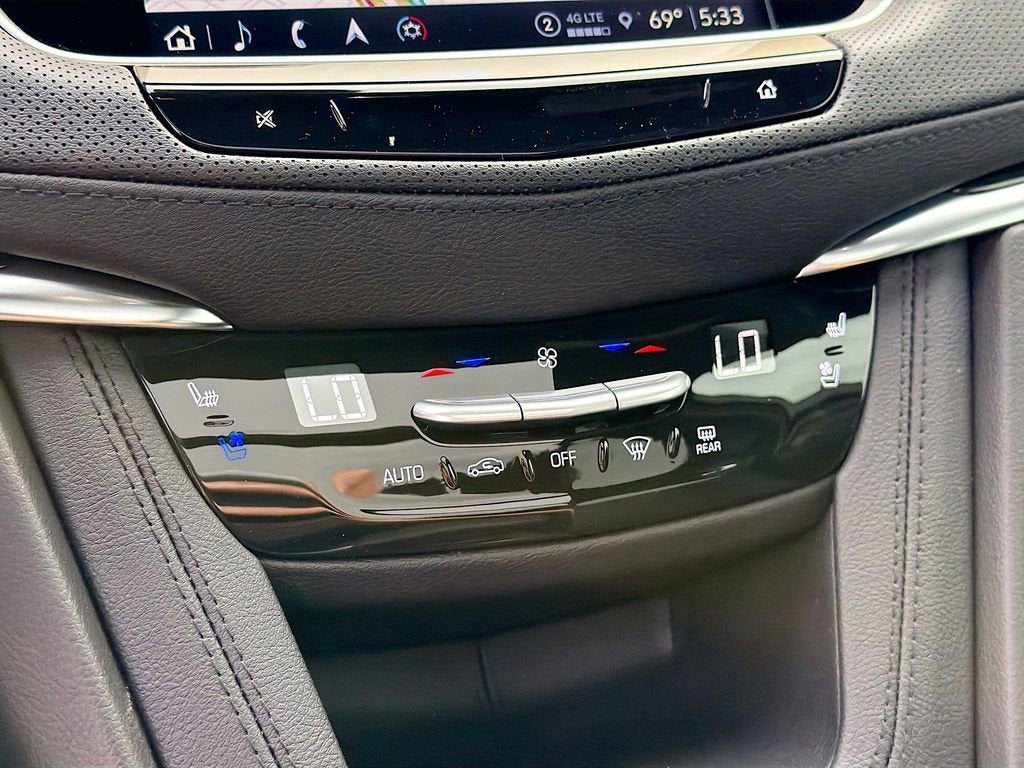 2026 Cadillac XT5 Premium Luxury