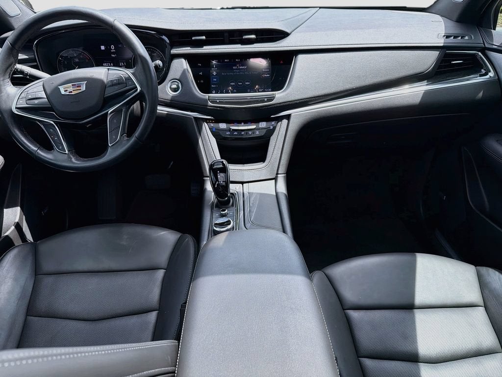 2023 Cadillac XT5 FWD Premium Luxury