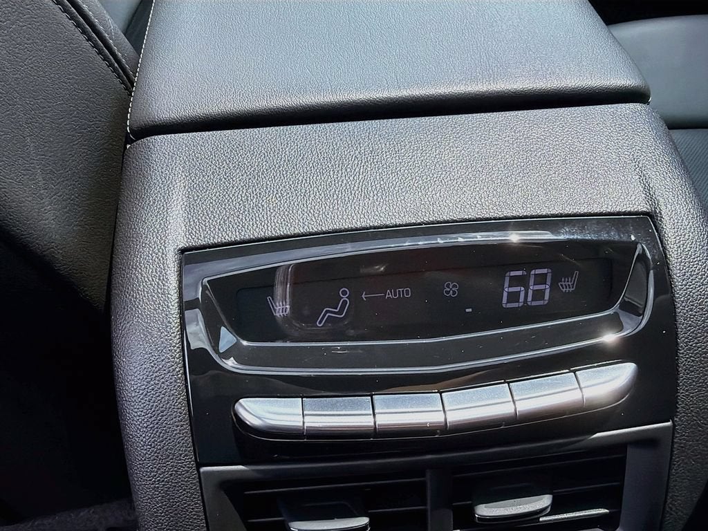 2023 Cadillac XT5 FWD Premium Luxury
