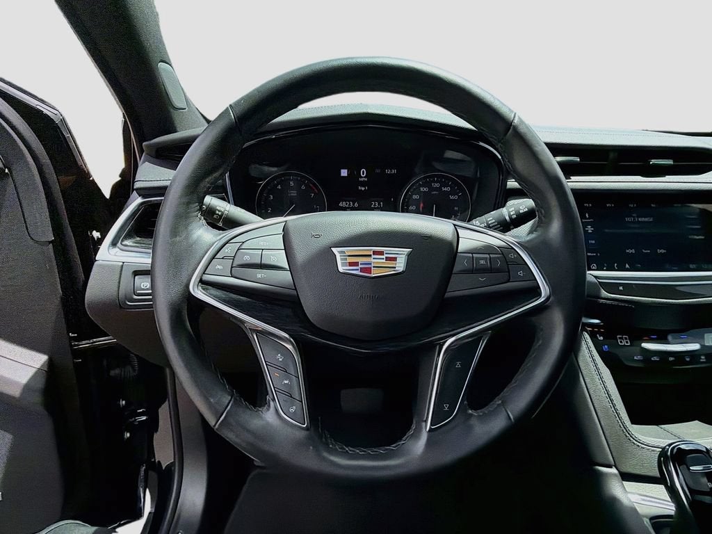 2023 Cadillac XT5 FWD Premium Luxury
