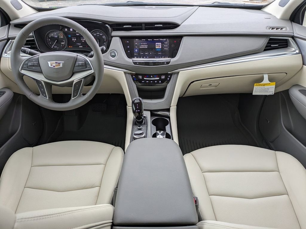 2026 Cadillac XT5 Premium Luxury