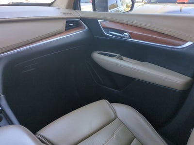 2019 Cadillac XT5 Platinum AWD