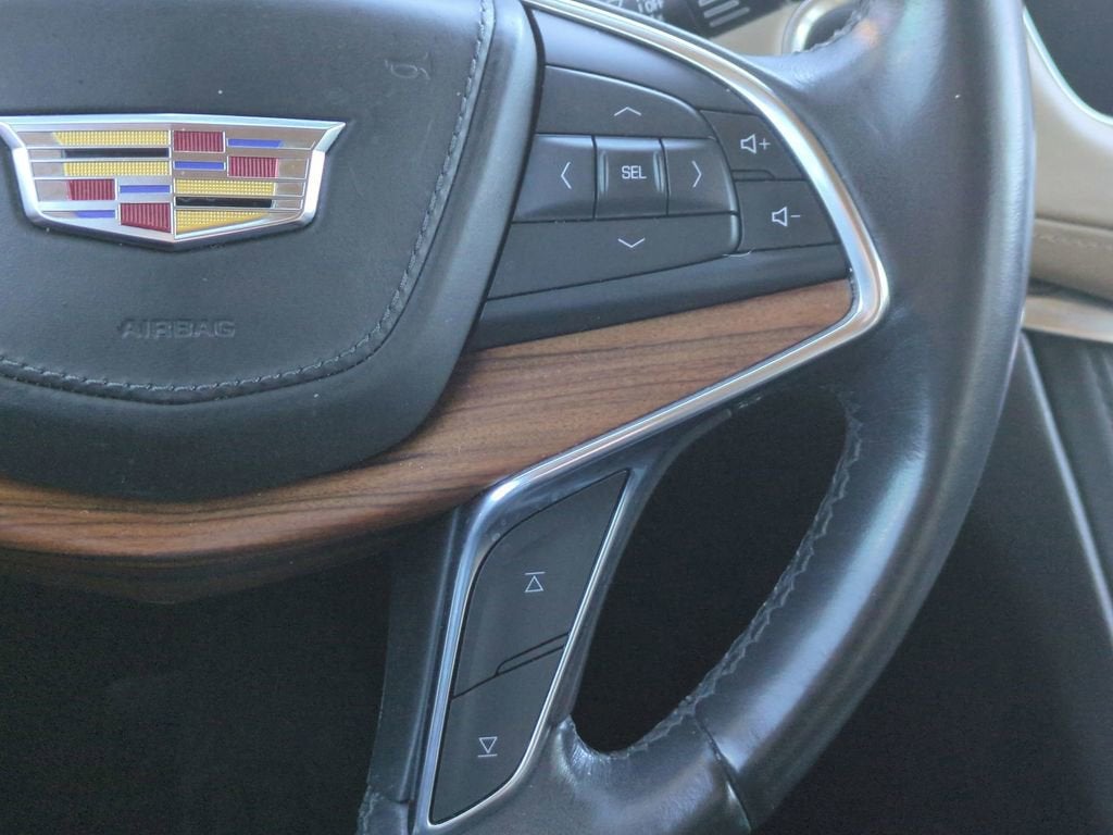 2019 Cadillac XT5 Platinum AWD