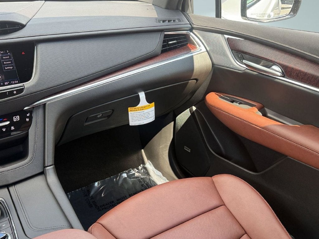 2026 Cadillac XT5 Sport
