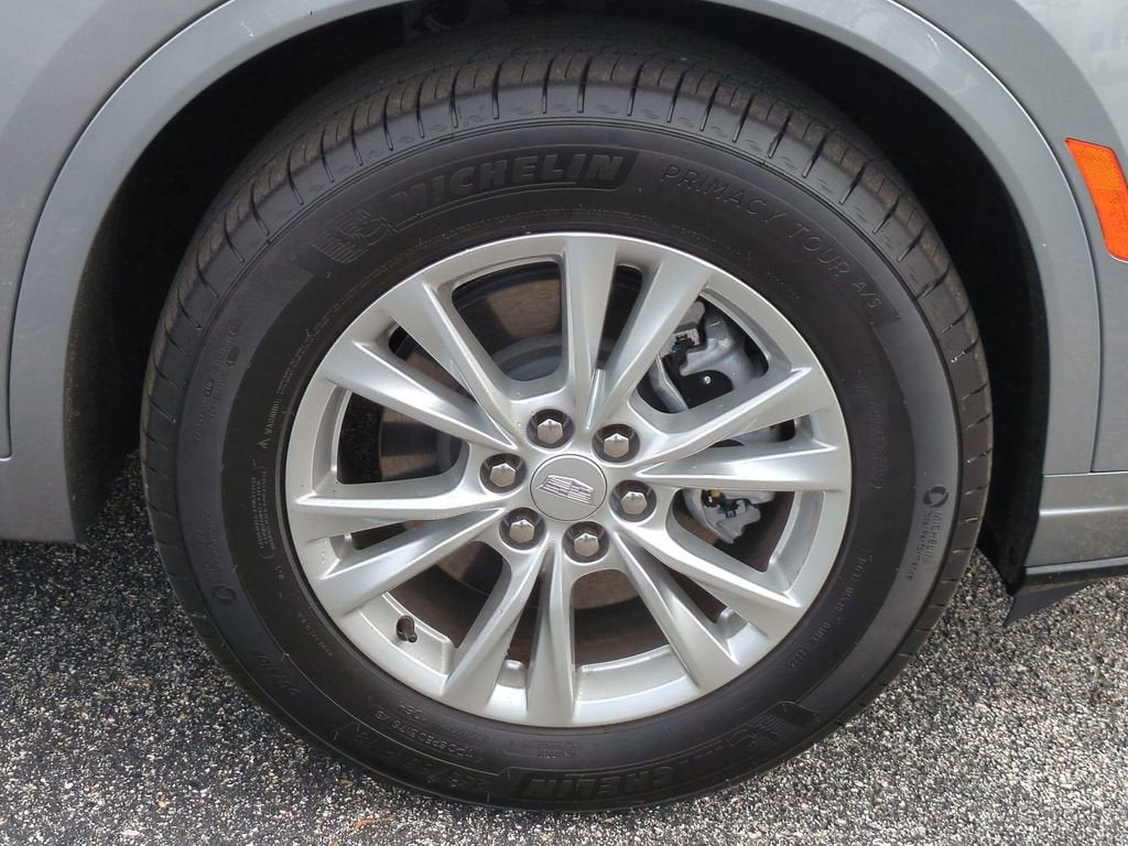 2025 Cadillac XT6 Luxury