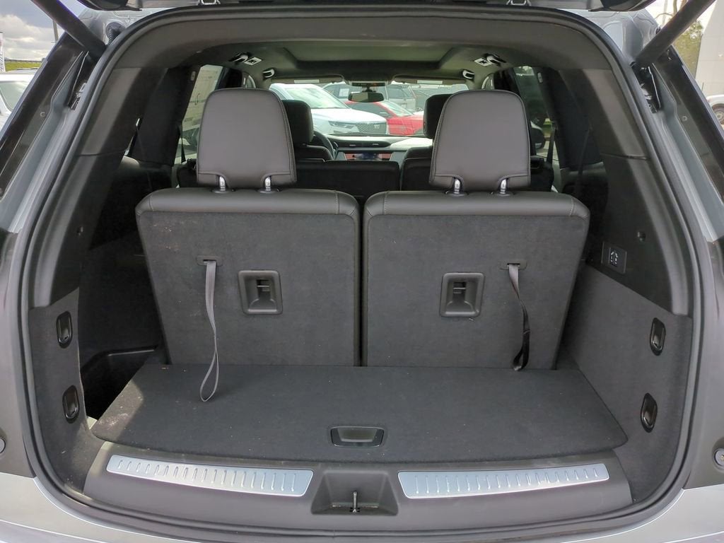 2025 Cadillac XT6 Luxury