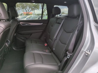 2025 Cadillac XT6 Luxury