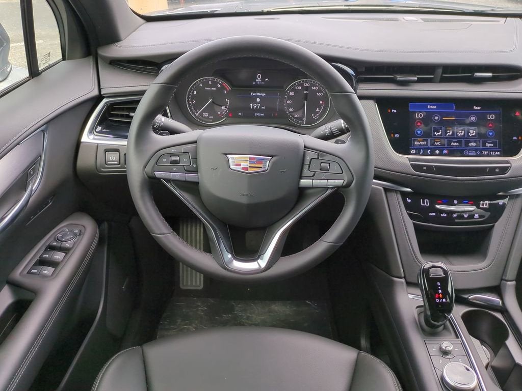 2025 Cadillac XT6 Luxury