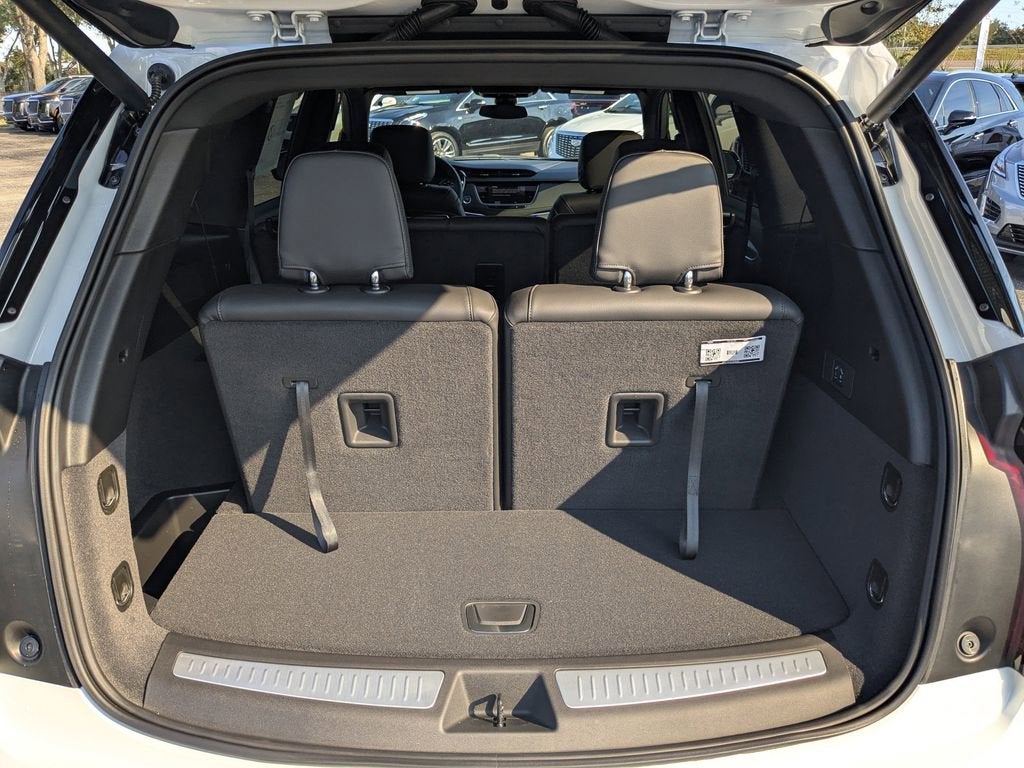 2025 Cadillac XT6 Luxury