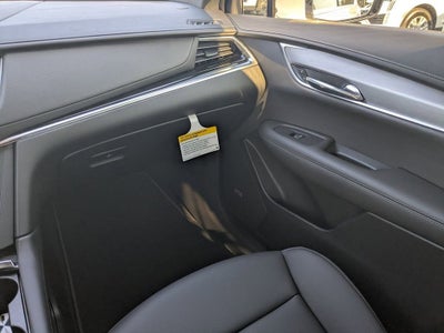 2025 Cadillac XT6 Luxury