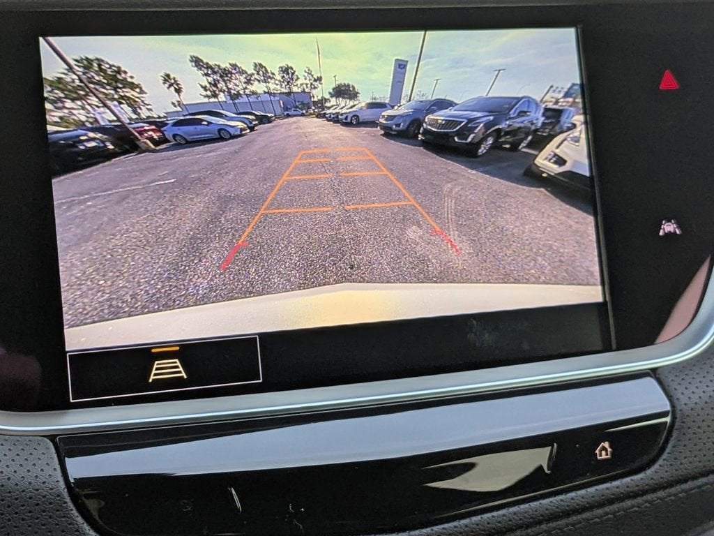 2025 Cadillac XT6 Luxury