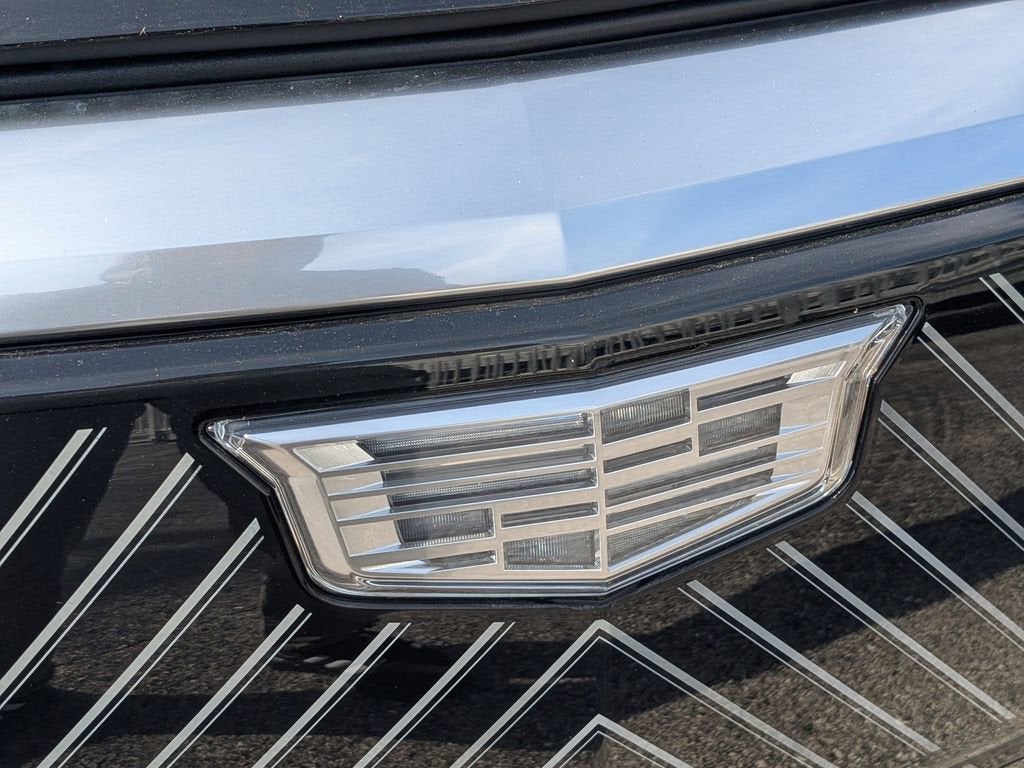 2025 Cadillac LYRIQ Luxury 1