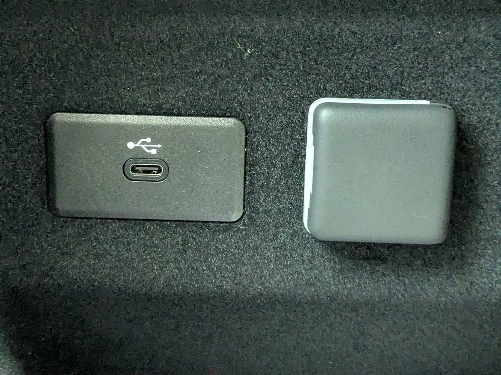 2025 Cadillac LYRIQ Luxury 1