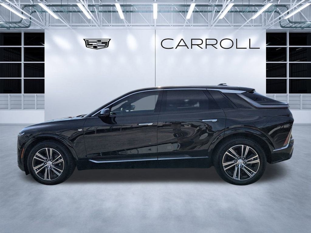 2025 Cadillac LYRIQ Luxury 1