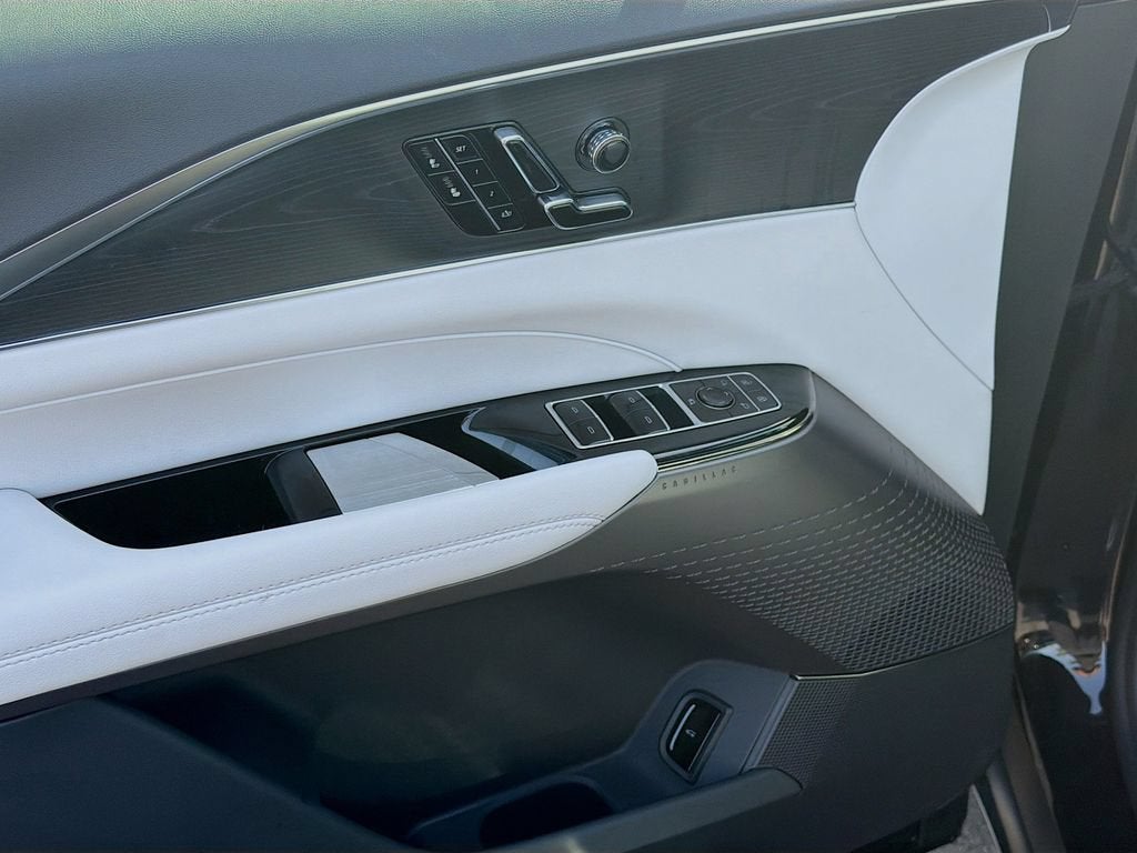 2026 Cadillac LYRIQ Luxury