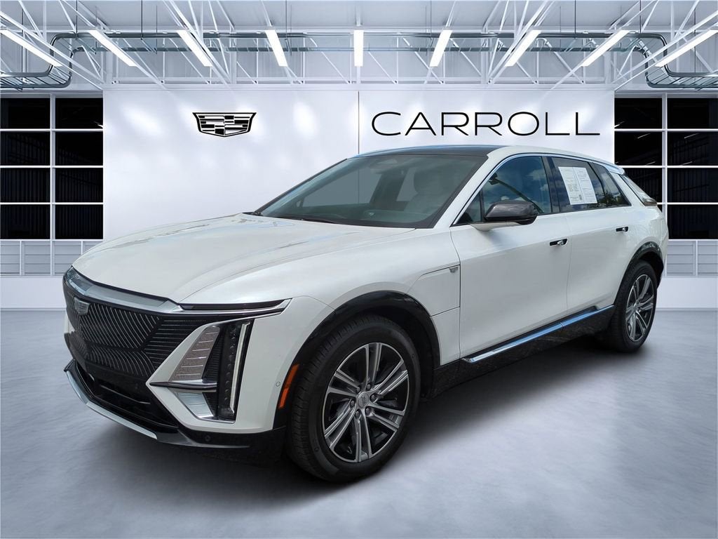 2024 Cadillac LYRIQ Luxury 1