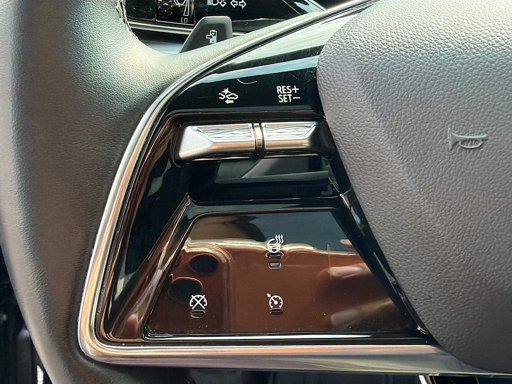 2024 Cadillac LYRIQ Sport 1
