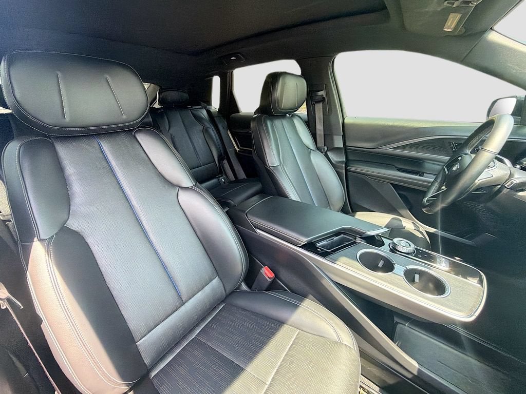 2024 Cadillac LYRIQ Sport 1