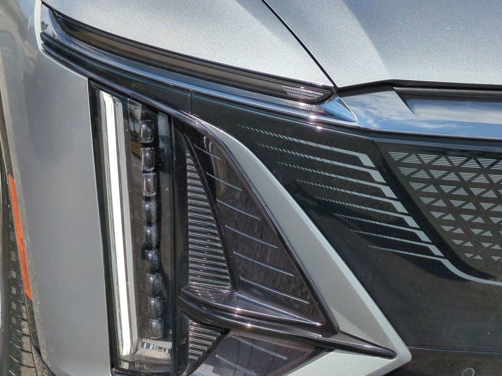 2024 Cadillac LYRIQ Sport 1