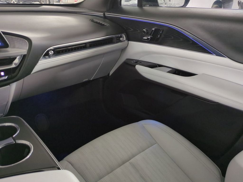 2024 Cadillac LYRIQ Sport 1