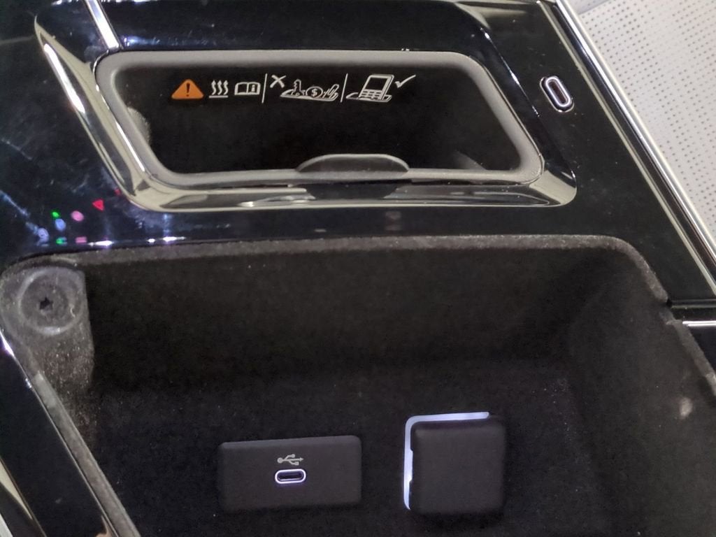 2024 Cadillac LYRIQ Sport 1