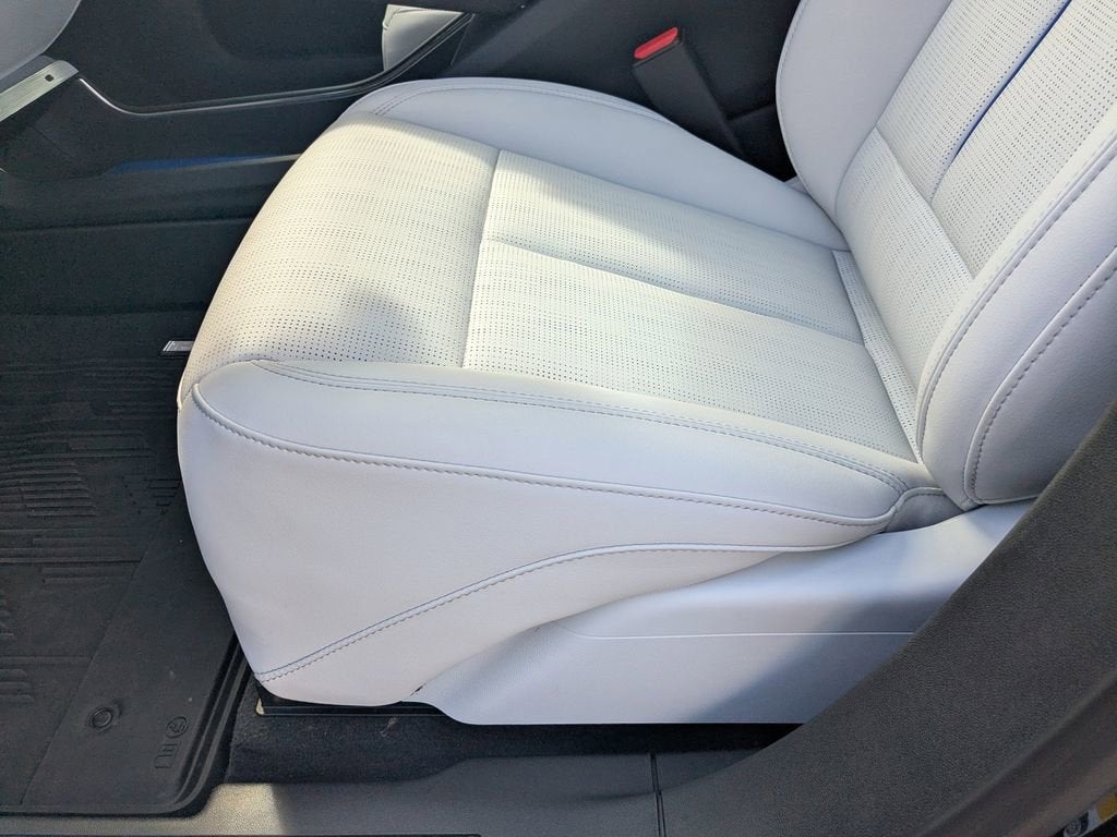 2025 Cadillac LYRIQ Sport 1