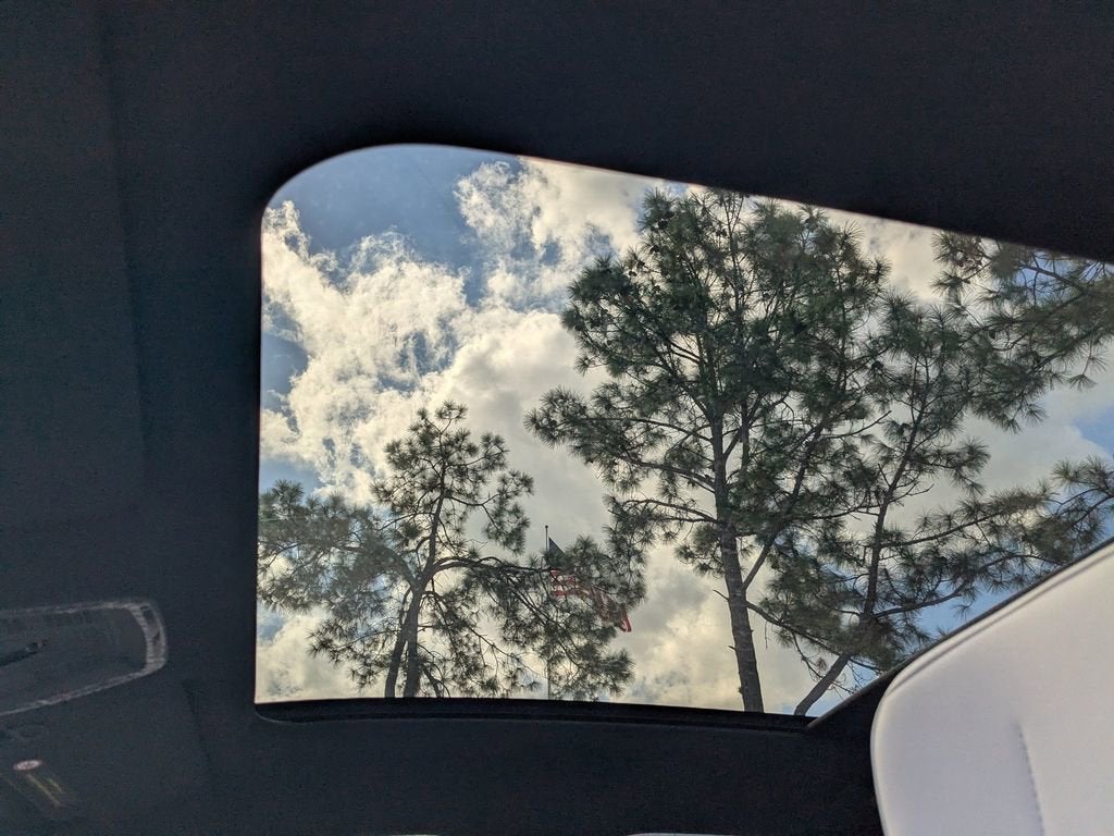 2025 Cadillac LYRIQ Sport 1