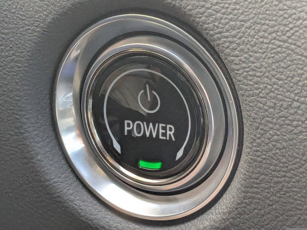 2025 Cadillac LYRIQ Sport 1