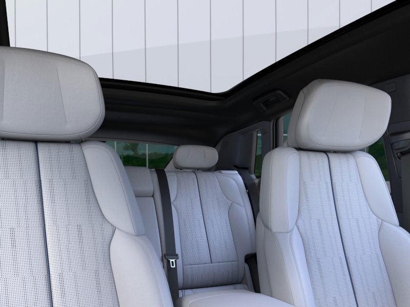 2025 Cadillac LYRIQ Sport 1