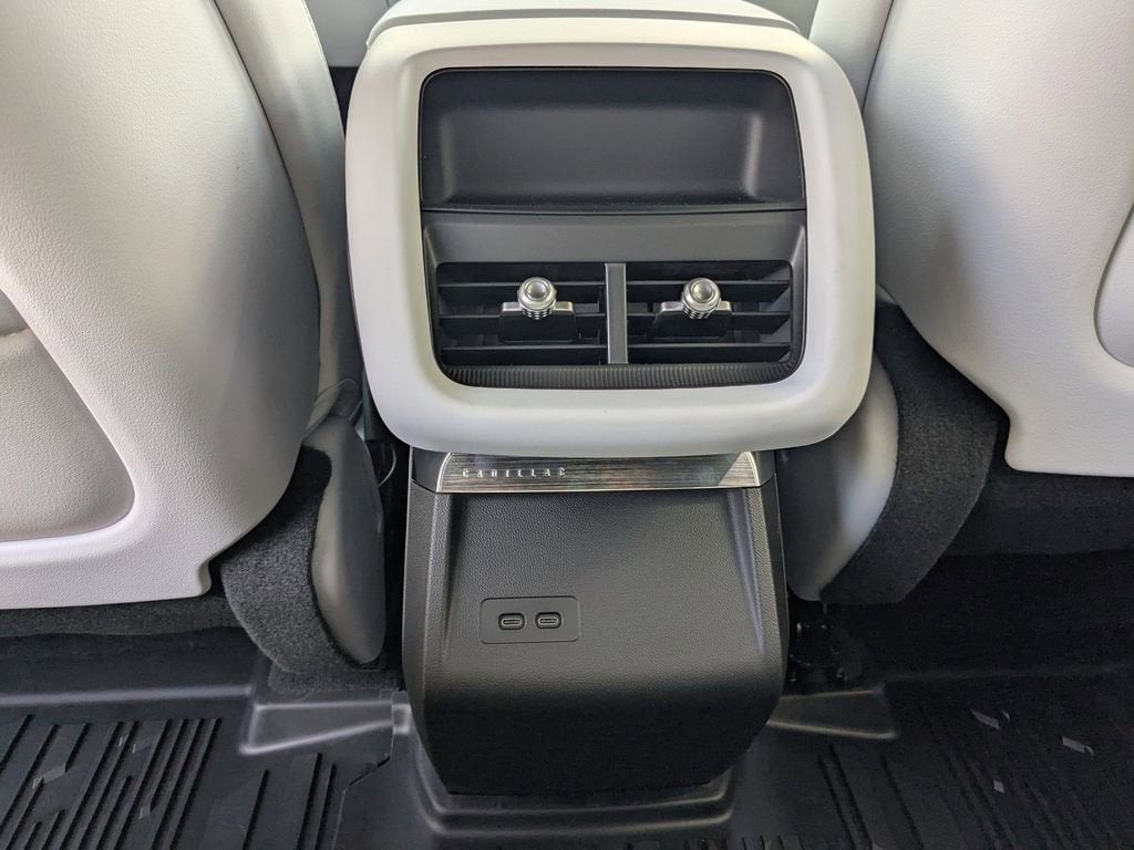 2026 Cadillac LYRIQ Sport