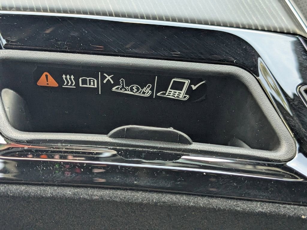 2025 Cadillac LYRIQ Sport 1